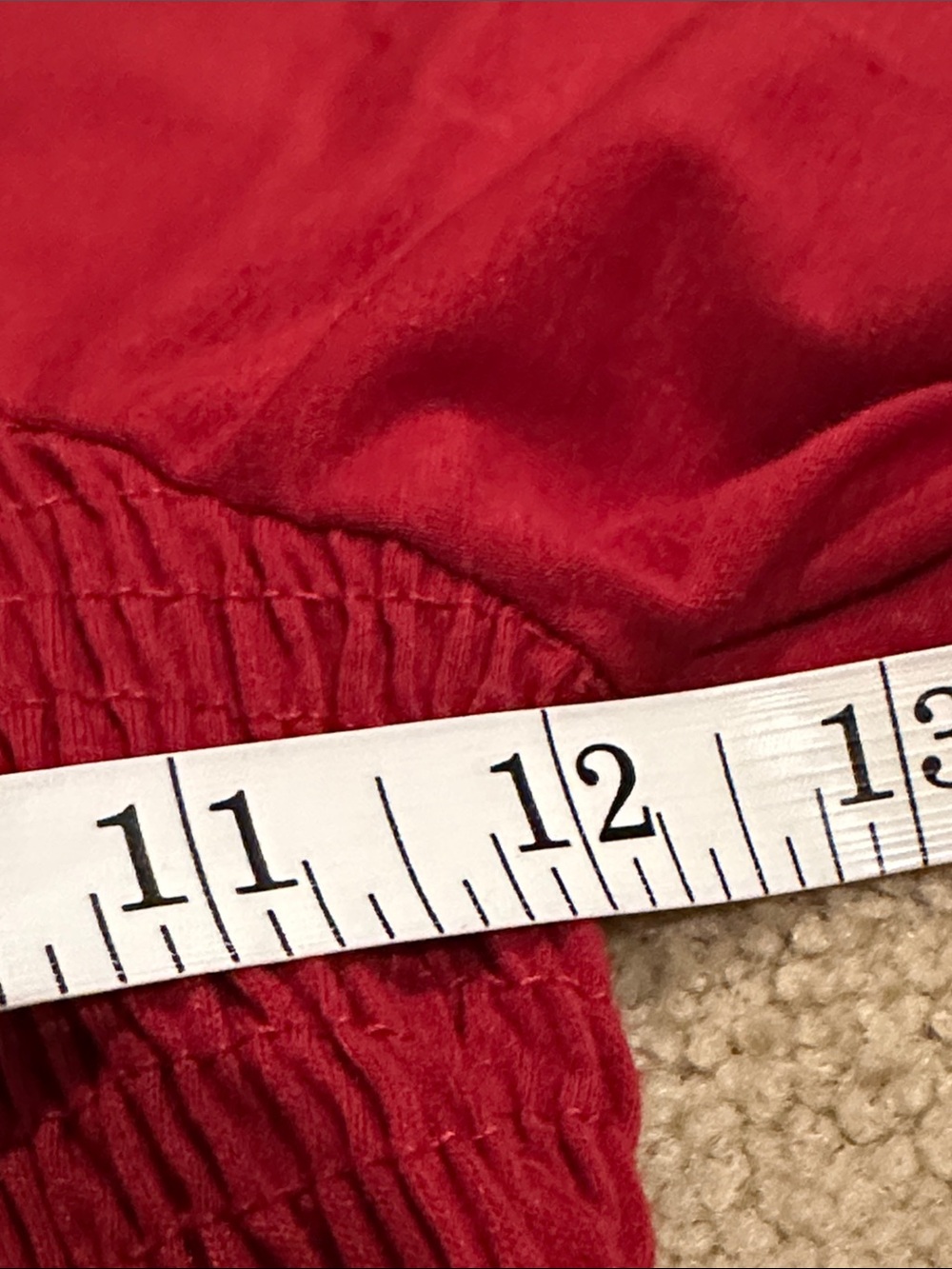 Smocked Puff-Sleeve Women's Top in Red - Picture 5 of 6
